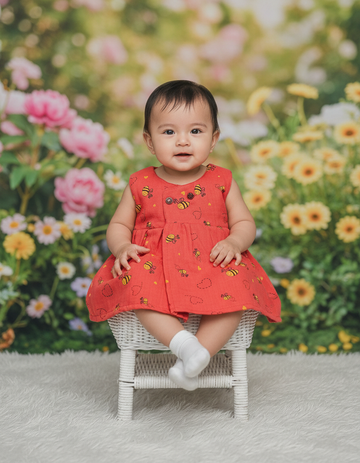 Coral muslin baby jabla frock with bee print and front open button style – Sri Thulir Tex