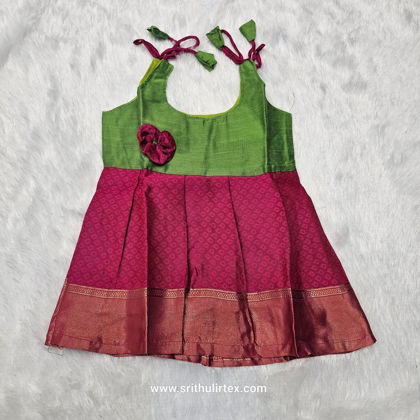 (Price: 250) 7 Month To 12 Month Baby Silk Frock Gold Border | Rope Type Design | Sri Thulir Tex (Batch-2)