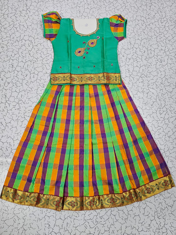 Kids green top with traditional Palum Palam checked skirt pattu pavadai – Sri Thulir Tex