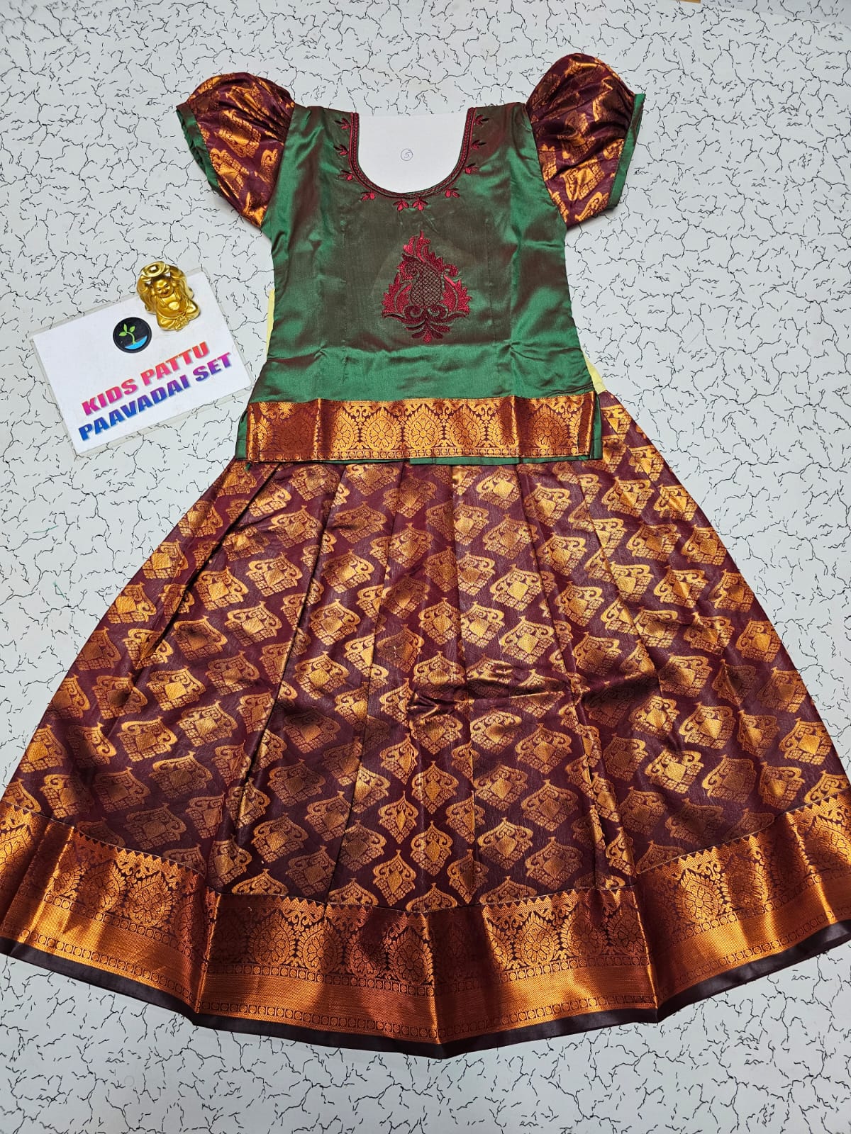 Kids green top and maroon bridal silk pattu pavadai set – Sri Thulir Tex