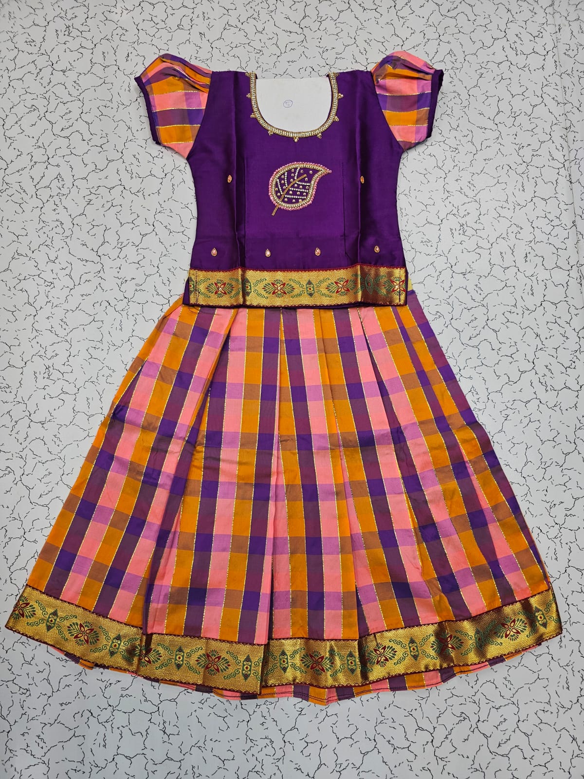 Kids purple top with pink orange purple Palum Palam checked skirt pattu pavadai – Sri Thulir Tex