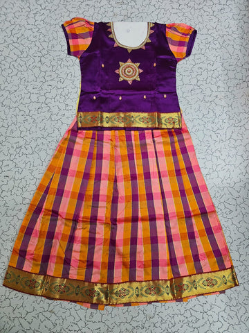 Kids purple semi-silk top with pink orange checked Palum Palam skirt pattu pavadai – Sri Thulir Tex