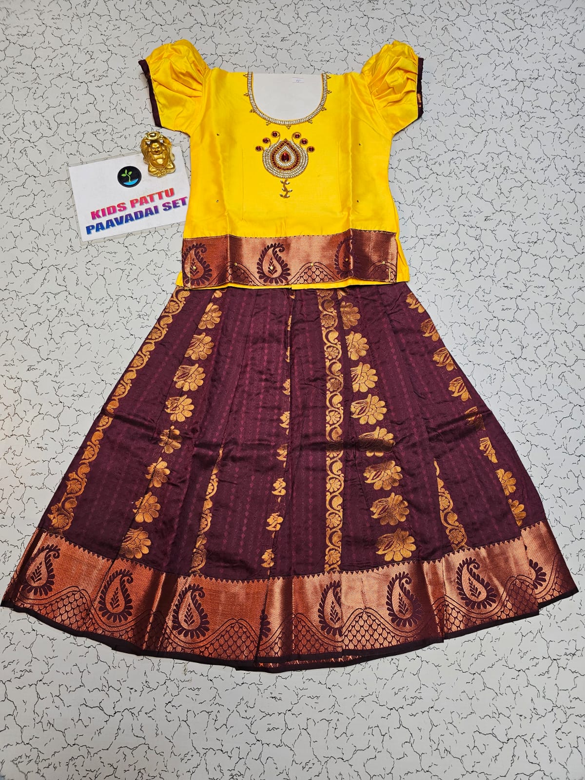 Kids yellow top and maroon emboss skirt pattu pavadai set – Sri Thulir Tex