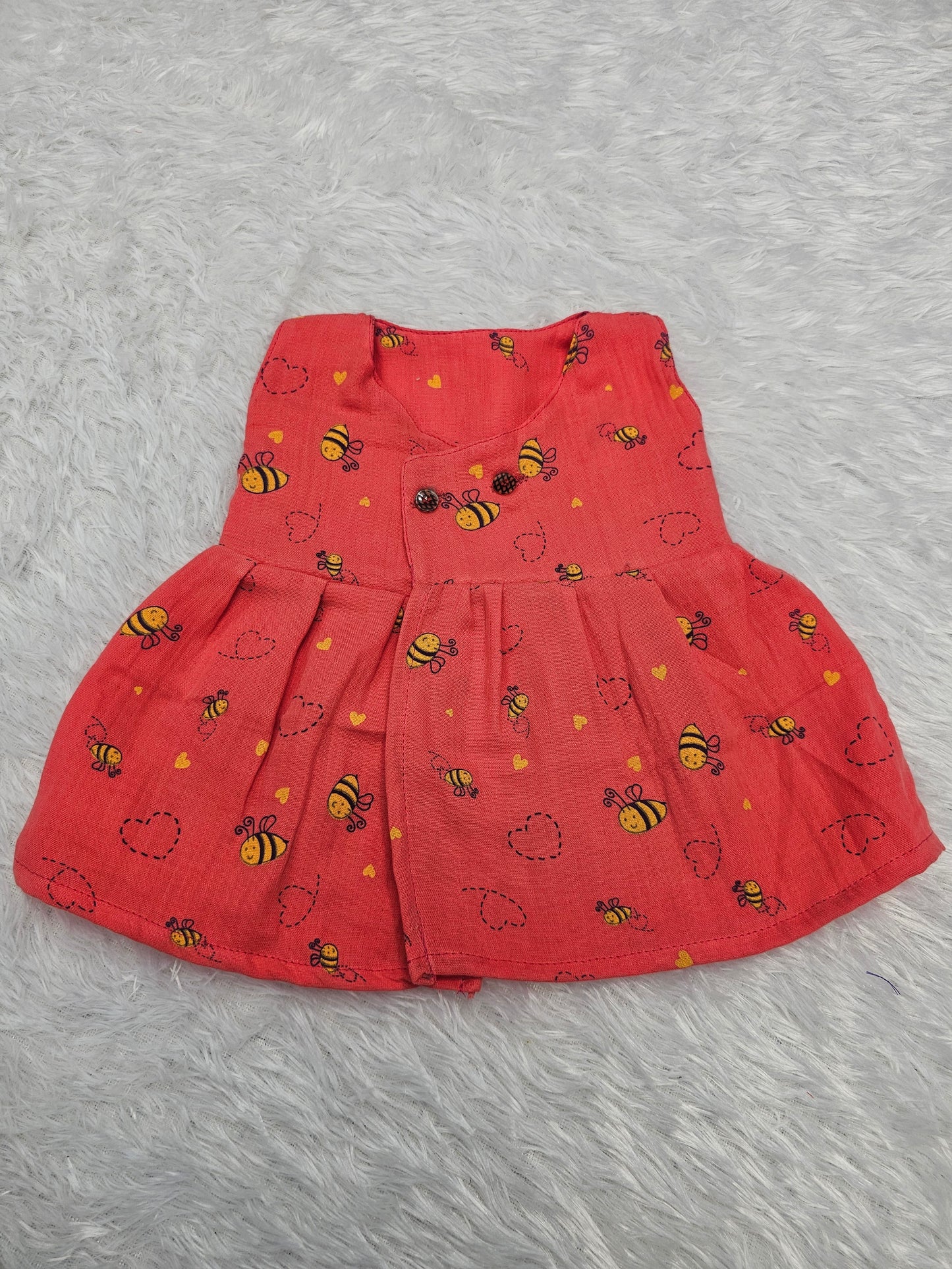 Coral muslin baby jabla frock with bee print and front open button style – Sri Thulir Tex