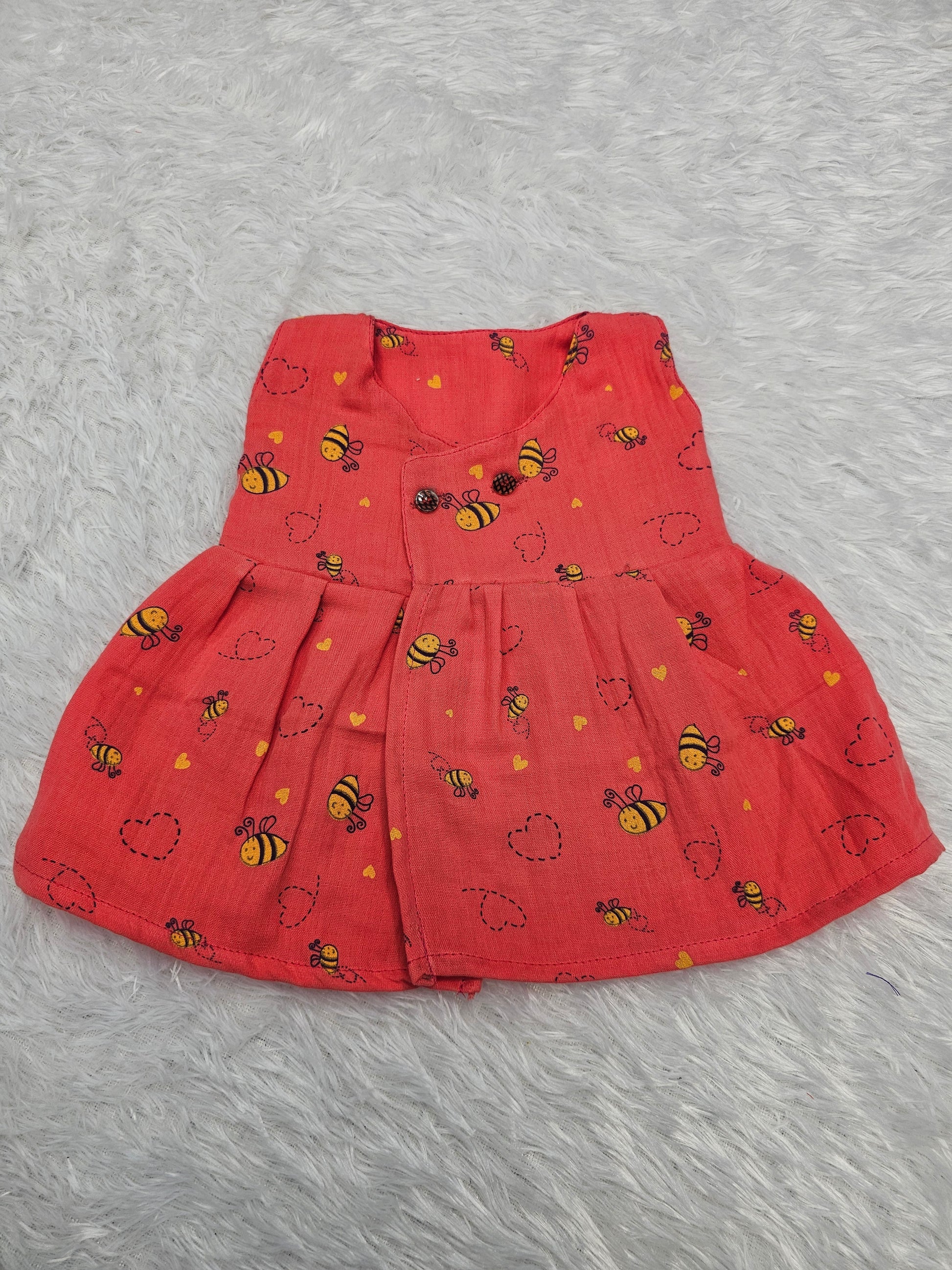Coral muslin baby jabla frock with bee print and front open button style – Sri Thulir Tex