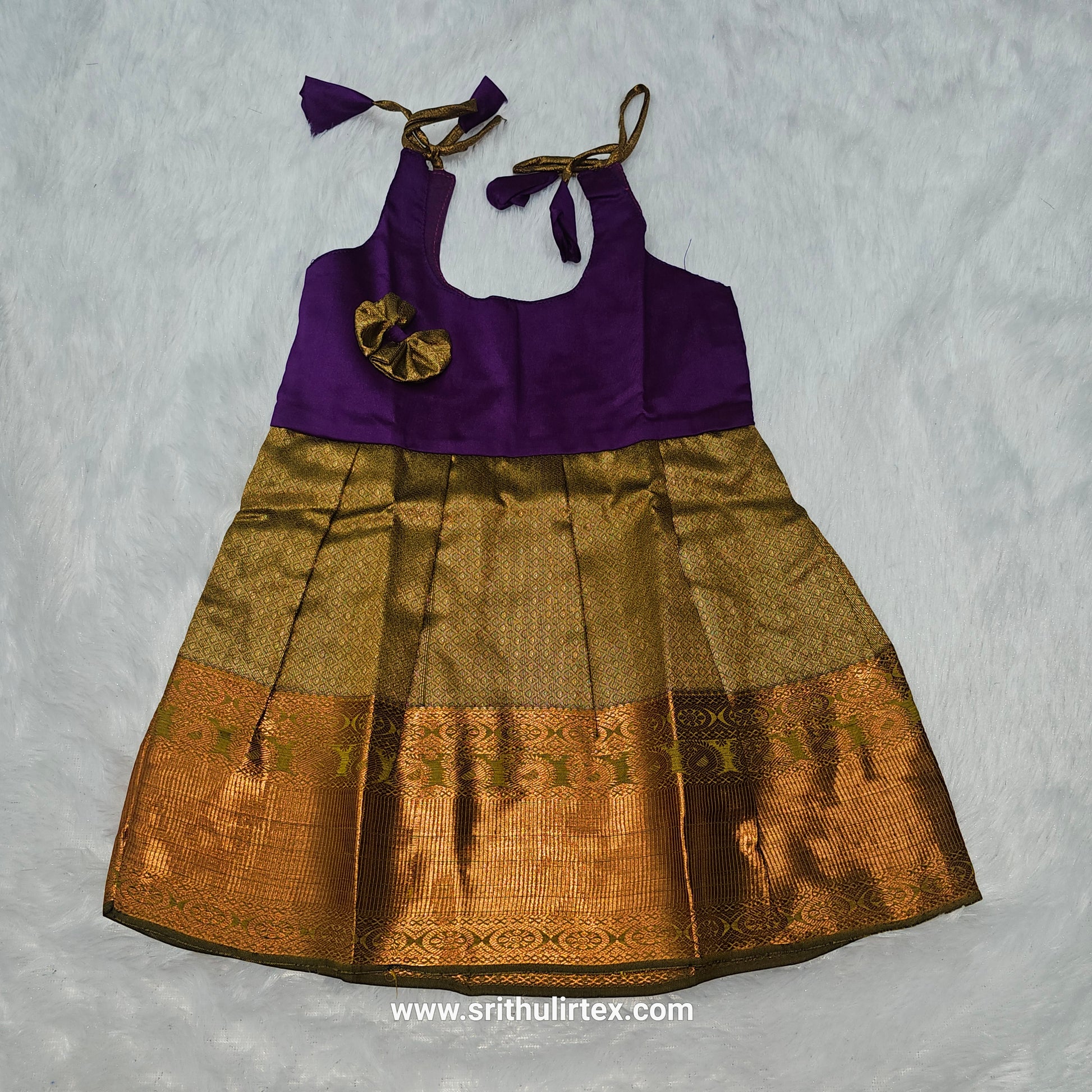 semi silk baby frock with rich gold zari border for 7–12 month girls by Sri Thulir Tex