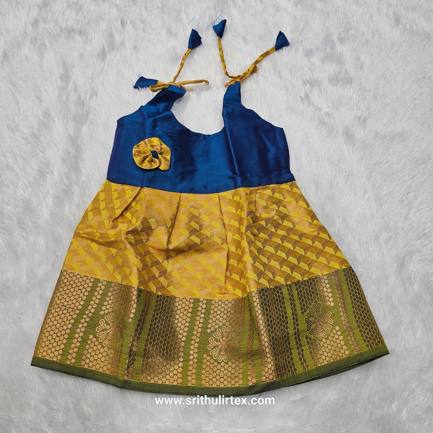 (Price: 250) 7 Month To 12 Month Baby Silk Frock Gold Border | Rope Type Design | Sri Thulir Tex (Batch-2)