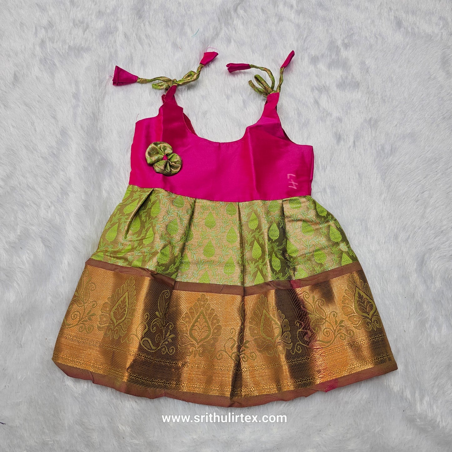 (Price: 250) 7 Month To 12 Month Baby Silk Frock Gold Border | Rope Type Design | Sri Thulir Tex (Batch-2)