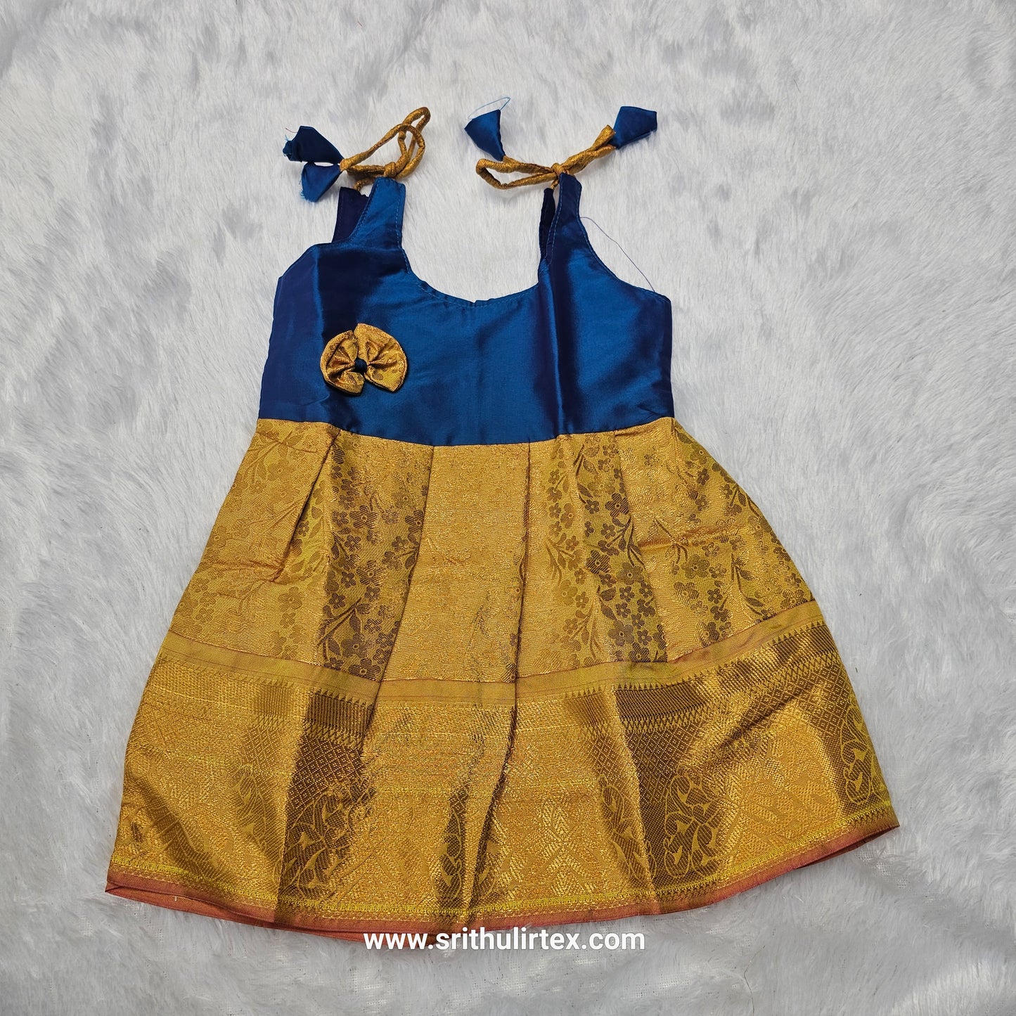 (Price: 250) 7 Month To 12 Month Baby Silk Frock Gold Border | Rope Type Design | Sri Thulir Tex (Batch-2)