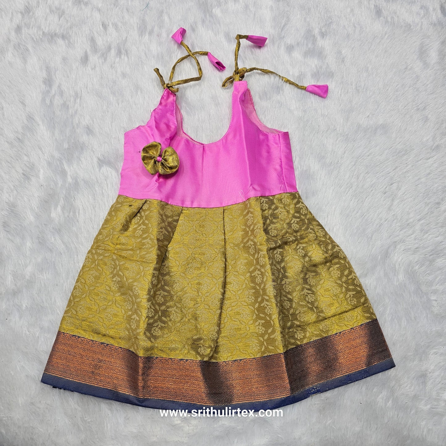 (Price: 250) 7 Month To 12 Month Baby Silk Frock Gold Border | Rope Type Design | Sri Thulir Tex (Batch-1)