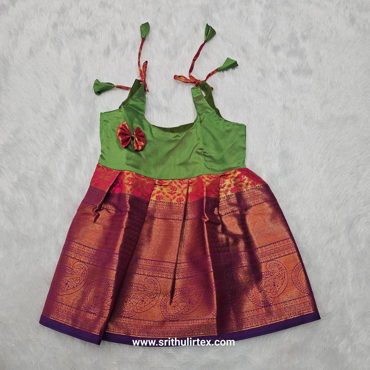 (Price: 250) 7 Month To 12 Month Baby Silk Frock Gold Border | Rope Type Design | Sri Thulir Tex (Batch-1)