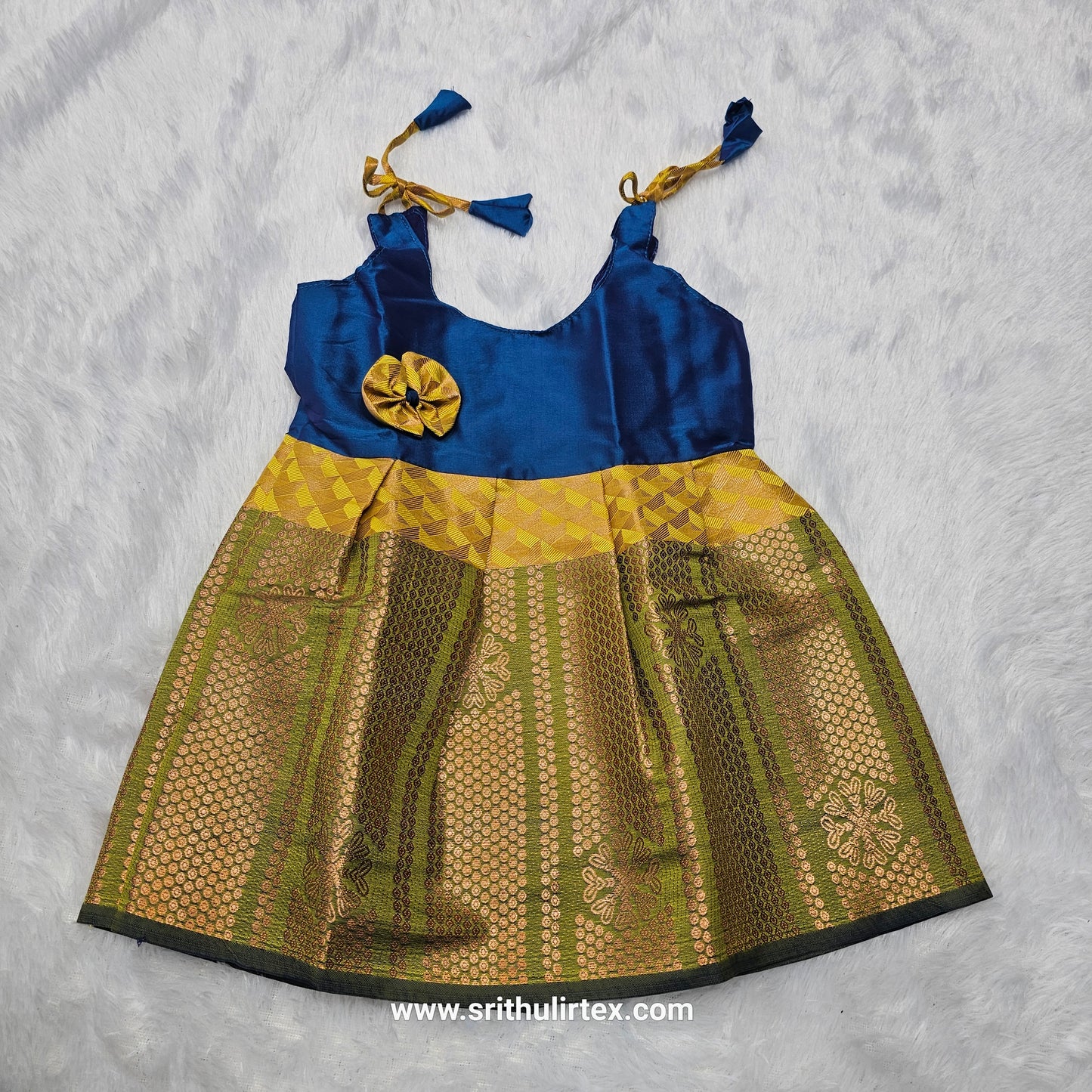 (Price: 250) 7 Month To 12 Month Baby Silk Frock Gold Border | Rope Type Design | Sri Thulir Tex (Batch-2)