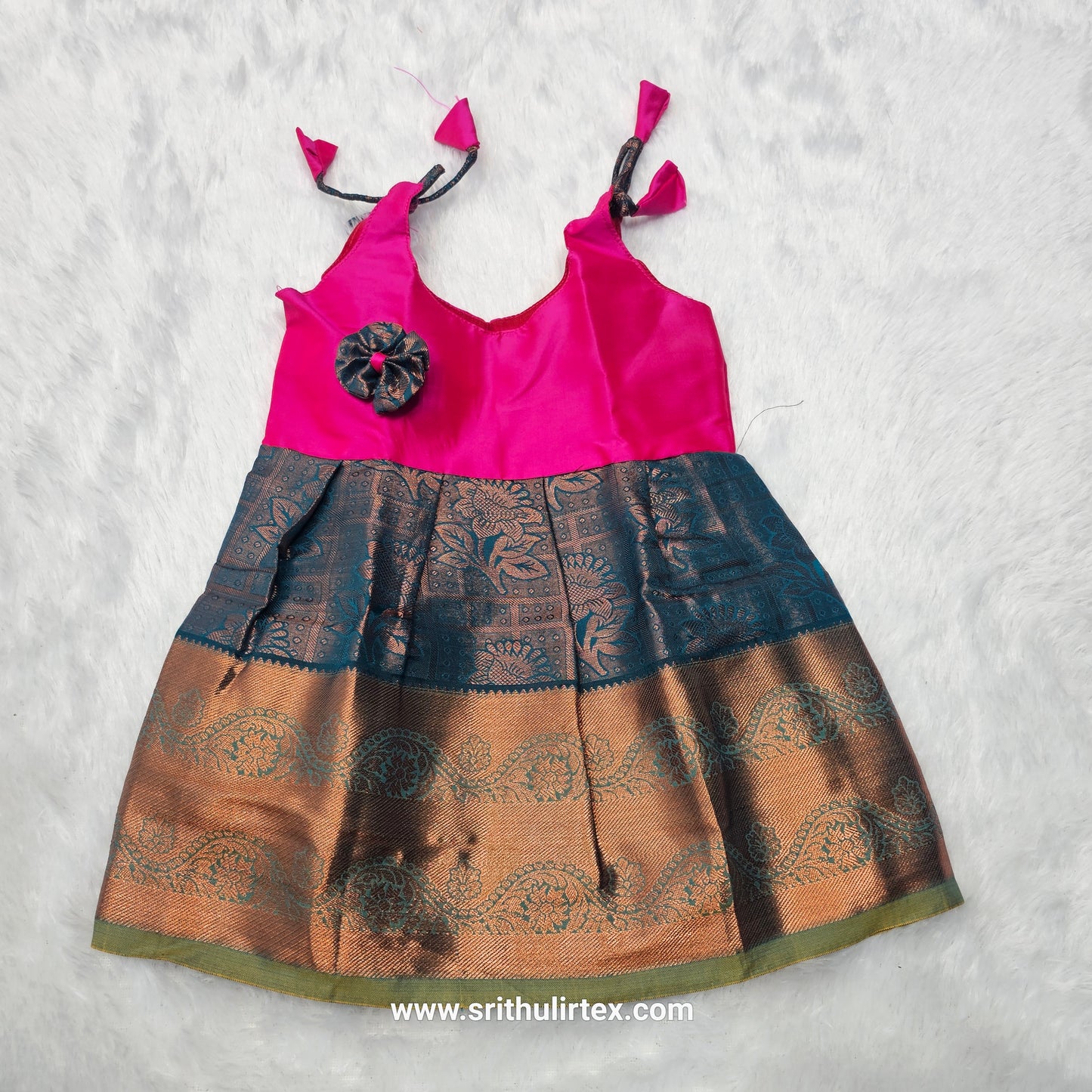 (Price: 250) 7 Month To 12 Month Baby Silk Frock Gold Border | Rope Type Design | Sri Thulir Tex (Batch-1)