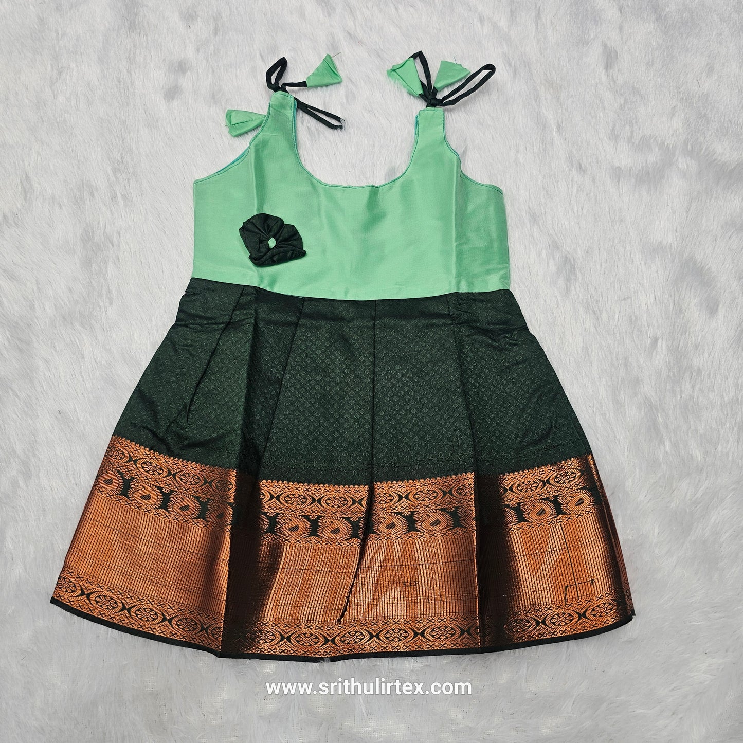 (Price: 300) 7 Month To 12 Month Baby Frock | Rope Type Design | Sri Thulir Tex (Batch-3)